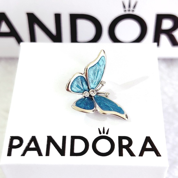 PANDORA Limited Edition Oversized Butterfly Charm w/box - Picture 4 of 8